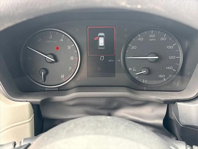 2025 Subaru Forester Base