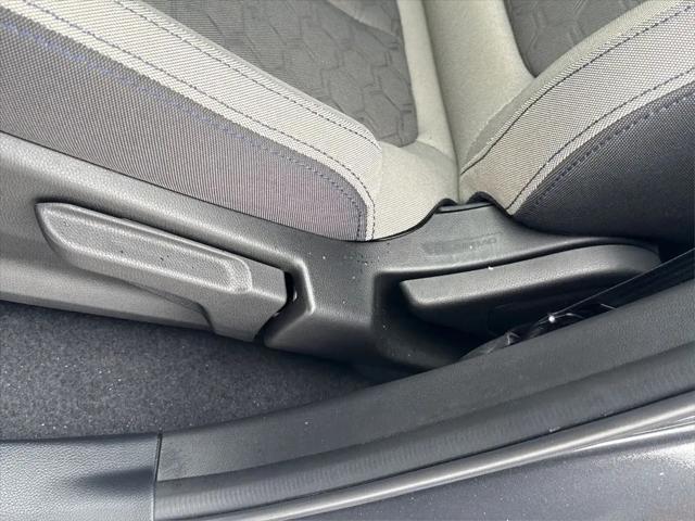 2025 Subaru Forester Base