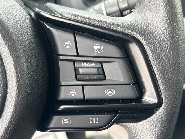 2025 Subaru Forester Base
