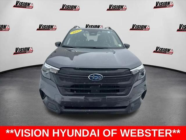 2025 Subaru Forester Base