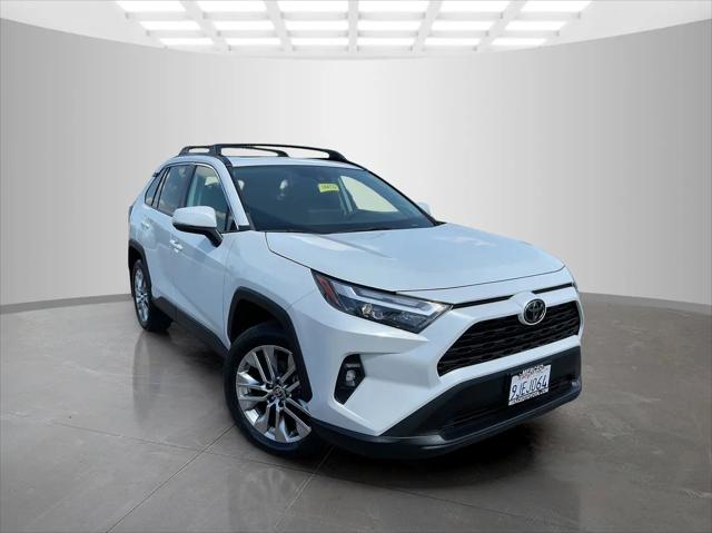 2023 Toyota RAV4 XLE Premium
