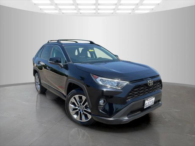 2019 Toyota RAV4 XLE Premium