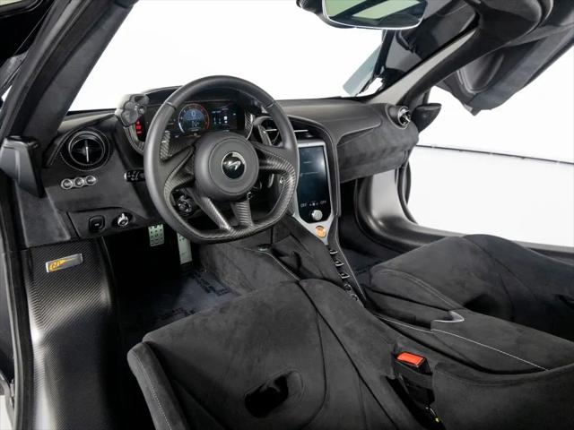 2025 McLaren 750S Coupe