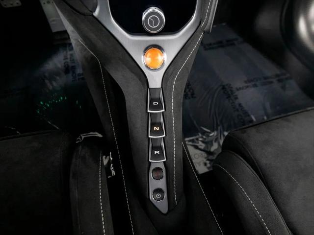 2025 McLaren 750S Coupe