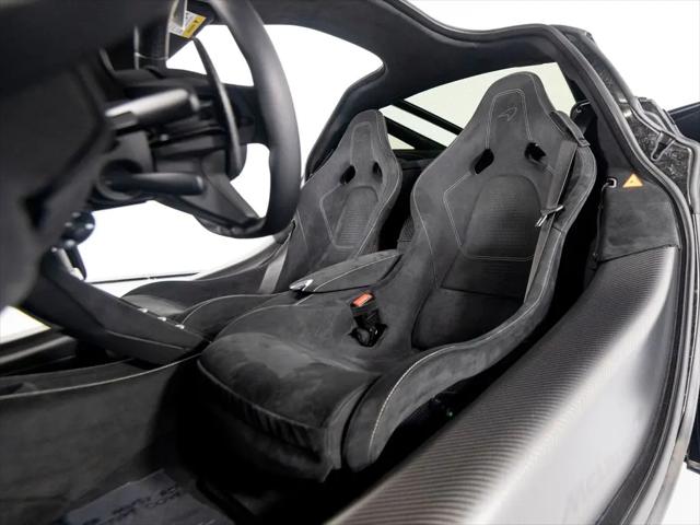 2025 McLaren 750S Coupe