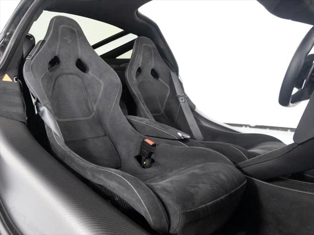 2025 McLaren 750S Coupe