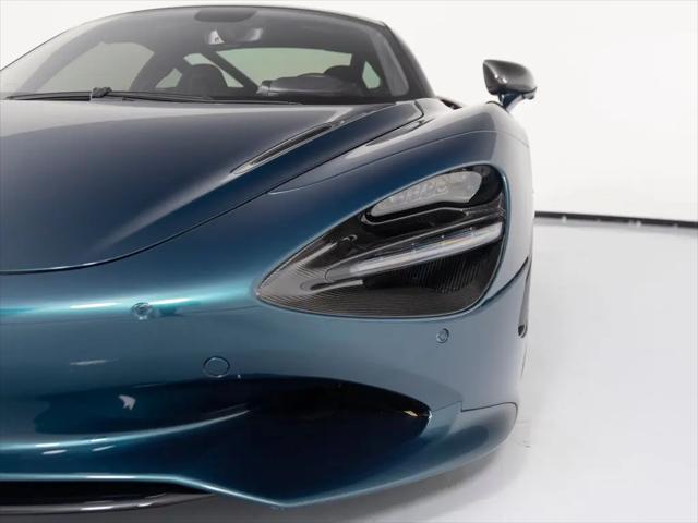 2025 McLaren 750S Coupe