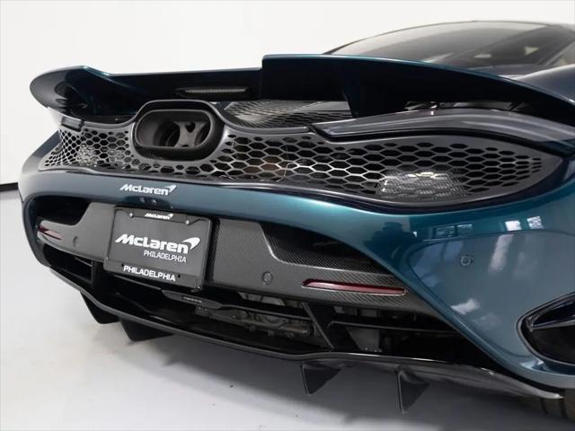 2025 McLaren 750S Coupe