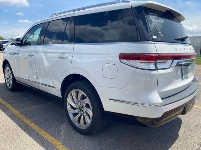 2024 Lincoln Navigator Premiere
