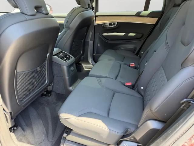 2025 Volvo XC90 Plug-In Hybrid T8 Plus 7-Seater