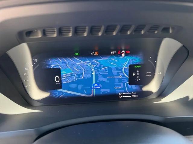 2025 Volvo XC90 Plug-In Hybrid T8 Plus 7-Seater