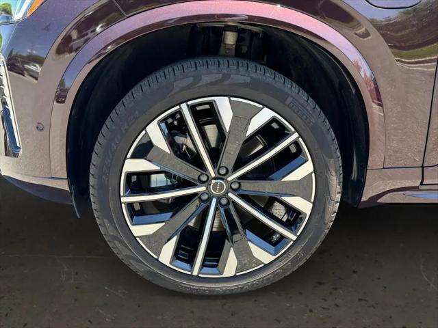 2025 Volvo XC90 Plug-In Hybrid T8 Plus 7-Seater
