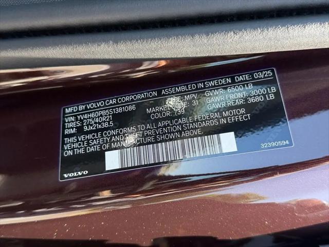2025 Volvo XC90 Plug-In Hybrid T8 Plus 7-Seater