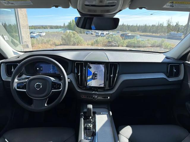 2025 Volvo XC60 B5 Plus
