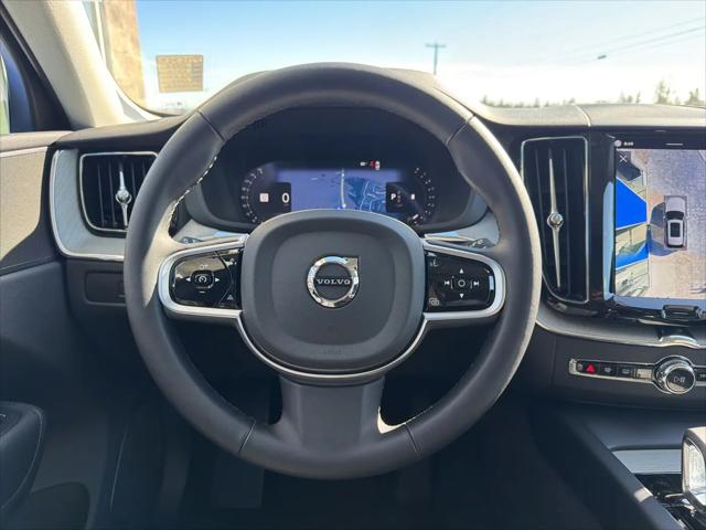 2025 Volvo XC60 B5 Plus