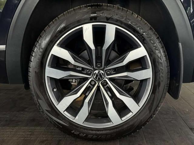 2021 Volkswagen Atlas Cross Sport 3.6L V6 SEL Premium R-Line