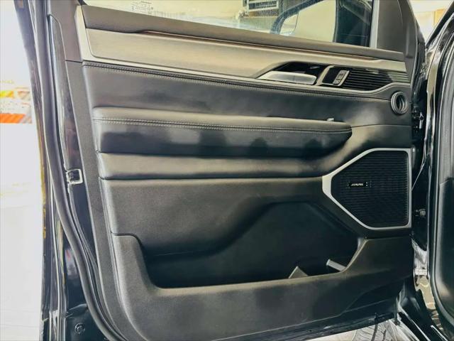 2025 Jeep Wagoneer Carbide 4x4