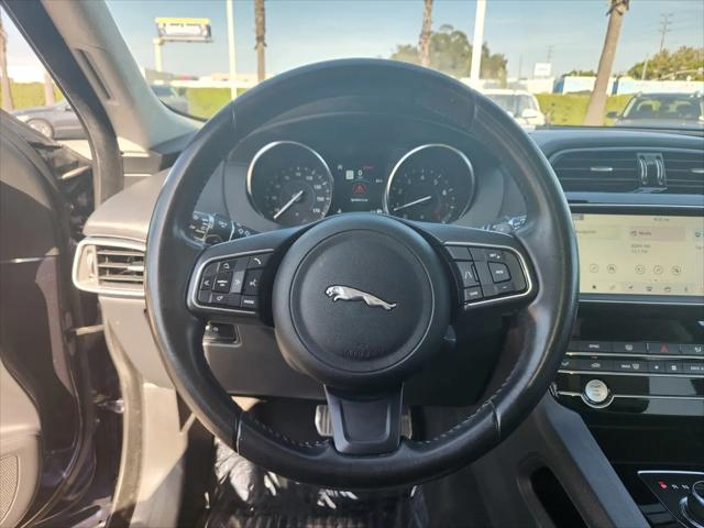 2019 Jaguar F-PACE 25t Premium
