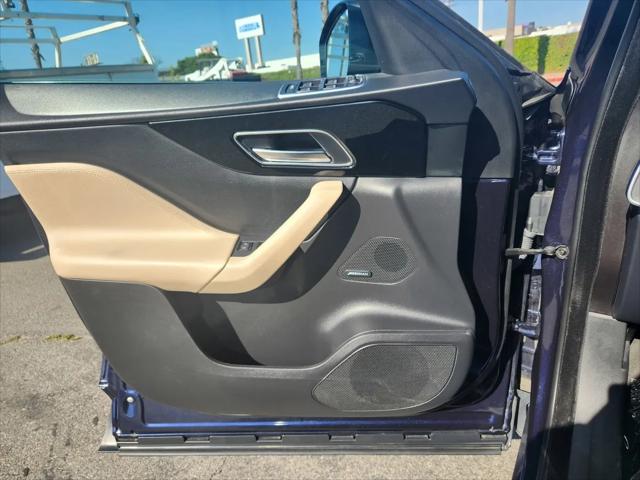 2019 Jaguar F-PACE 25t Premium
