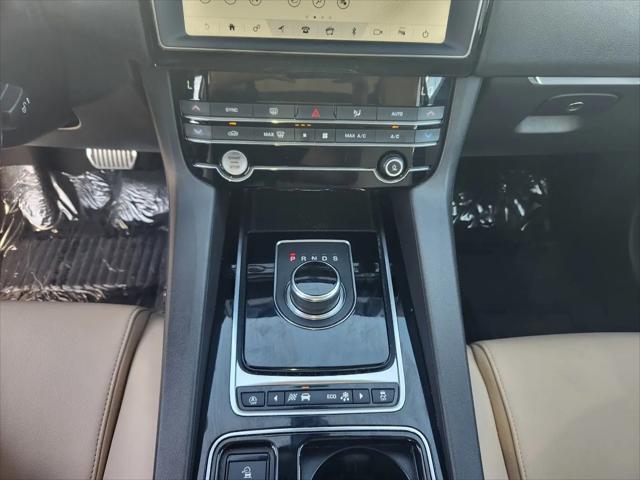 2019 Jaguar F-PACE 25t Premium