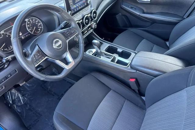 2024 Nissan Sentra SV Xtronic CVT