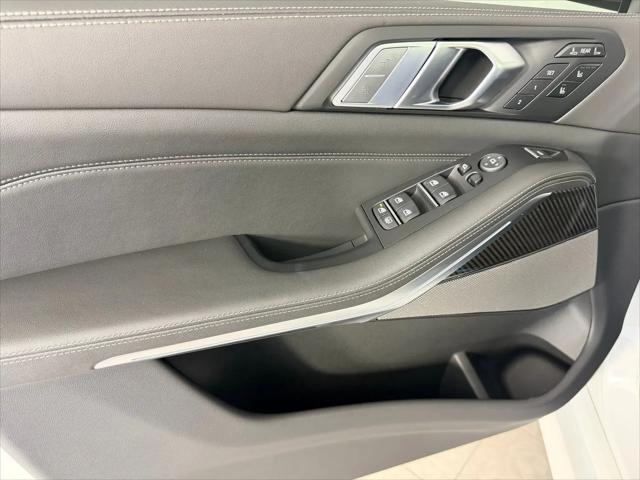 2027 BMW X7 M60i
