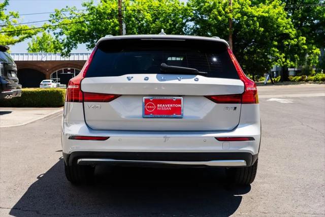 2025 Volvo V60 Cross Country Plus, B5 AWD Gas (mild hybrid)