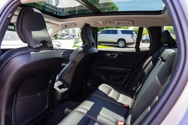 2025 Volvo V60 Cross Country Plus, B5 AWD Gas (mild hybrid)