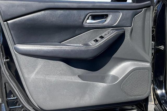2024 Nissan Rogue SV Intelligent AWD