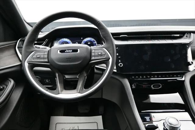 2026 Jeep Grand Cherokee L Altitude 4x4