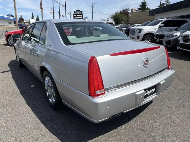 2011 Cadillac DTS Premium Collection