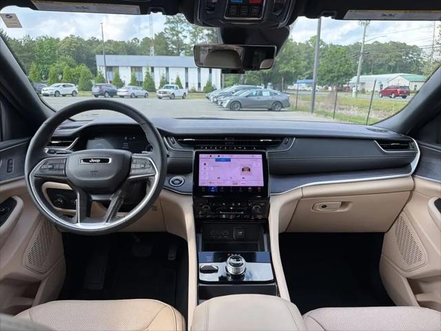 2025 Jeep Grand Cherokee L Limited 4x4