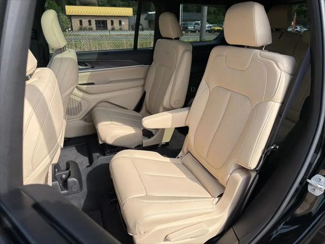 2025 Jeep Grand Cherokee L Limited 4x4