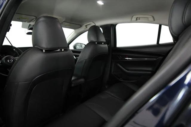 2019 Mazda Mazda3 Preferred Package