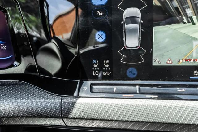 2022 Volkswagen Golf R 2.0T