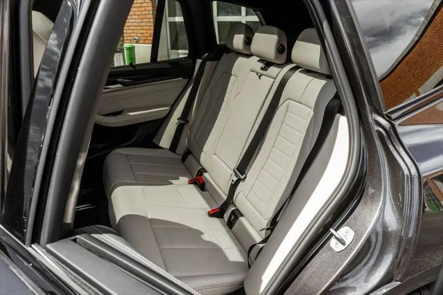 2024 BMW X3 M40i