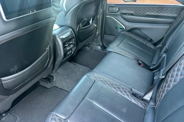 2022 Jeep Grand Cherokee L Summit Reserve 4x4