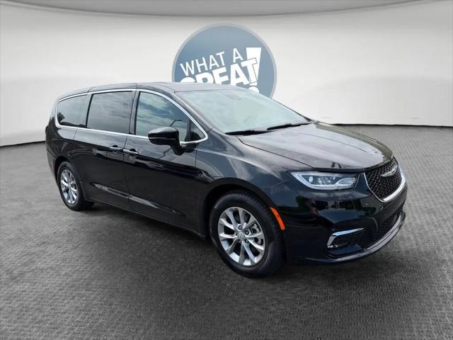 2026 Chrysler Pacifica Limited for sale in Pittsburgh, PA
