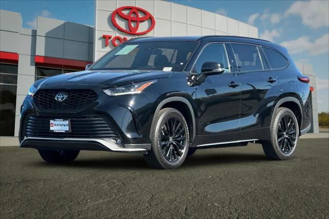2025 Toyota Highlander LE