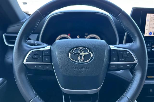 2025 Toyota Highlander LE