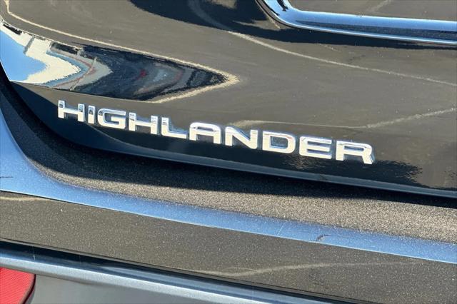 2025 Toyota Highlander LE