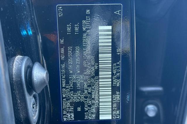 2025 Toyota Highlander LE