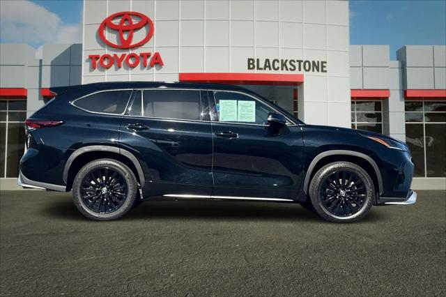 2025 Toyota Highlander LE