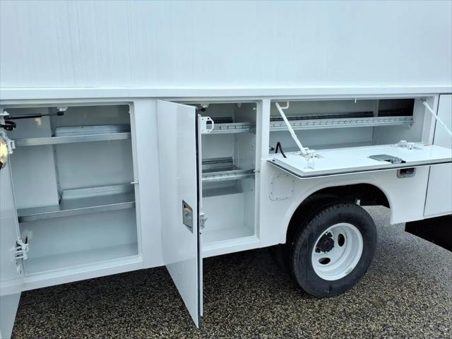 2027 Ford E-Series Cutaway E-350