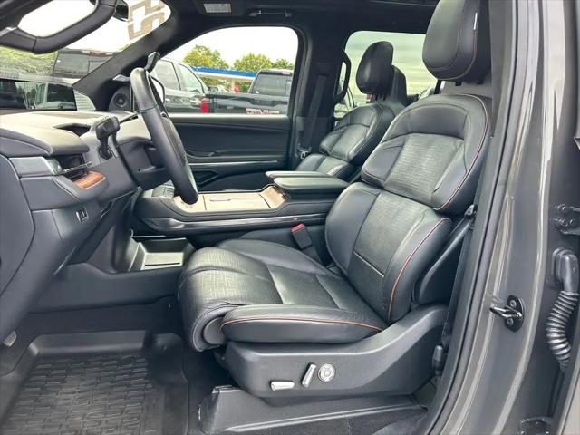 2025 Lincoln Navigator Black Label