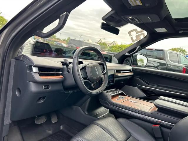 2025 Lincoln Navigator Black Label