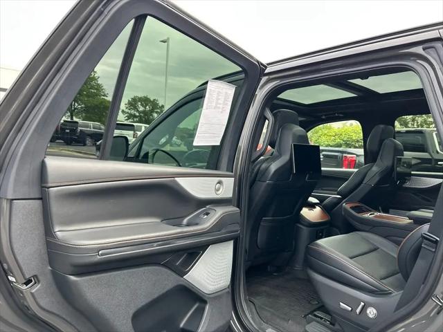 2025 Lincoln Navigator Black Label