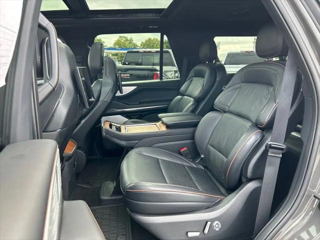 2025 Lincoln Navigator Black Label
