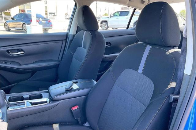 2024 Nissan Sentra SV Xtronic CVT