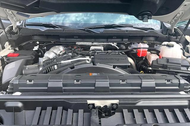 2026 GMC Sierra 2500HD Crew Cab, Standard Bed, AT4X, 4WD